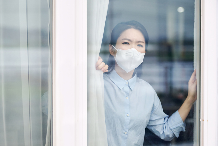 공기청정기, 마스크, 침구 세척기 등을 활용한 봄철 미세먼지 건강관리 방법